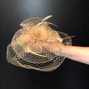 Hair piece hat accessory fascinator